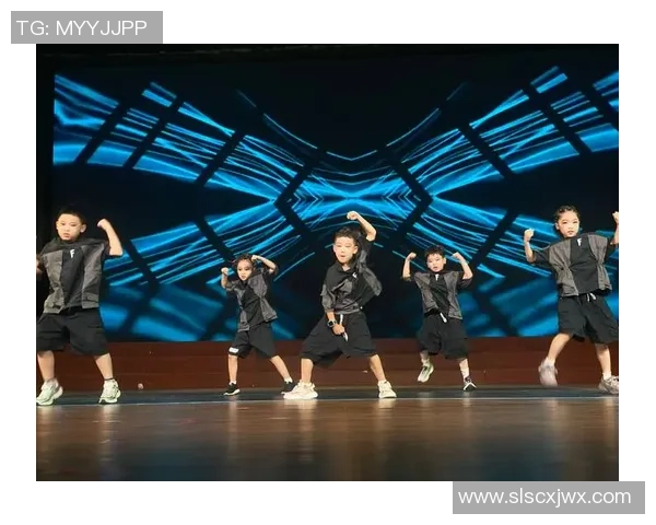 北京街舞队在世界街舞大赛中的灵活性表现引发热议与赞赏