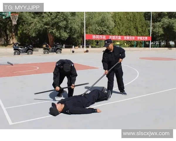 上海滑板队战术争议引发热议球迷与教练的观点碰撞